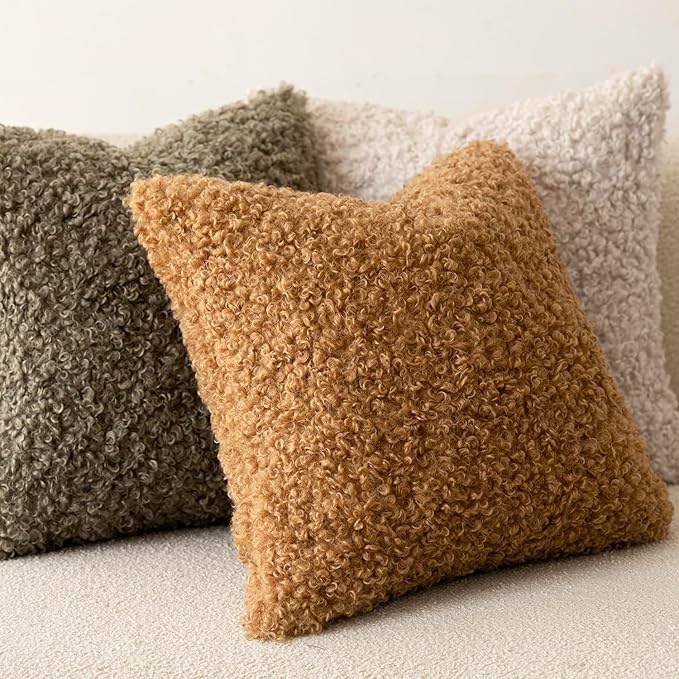 Foindtower 2 Pieces 18x18 Inch Sage Green, Faux Fur Throw Pillow Cover Accent Sherpa Pillow Fuzzy Soft Pillowcases Sheepskin Decorative Fleece Cushion Case for Bed Couch Living Room