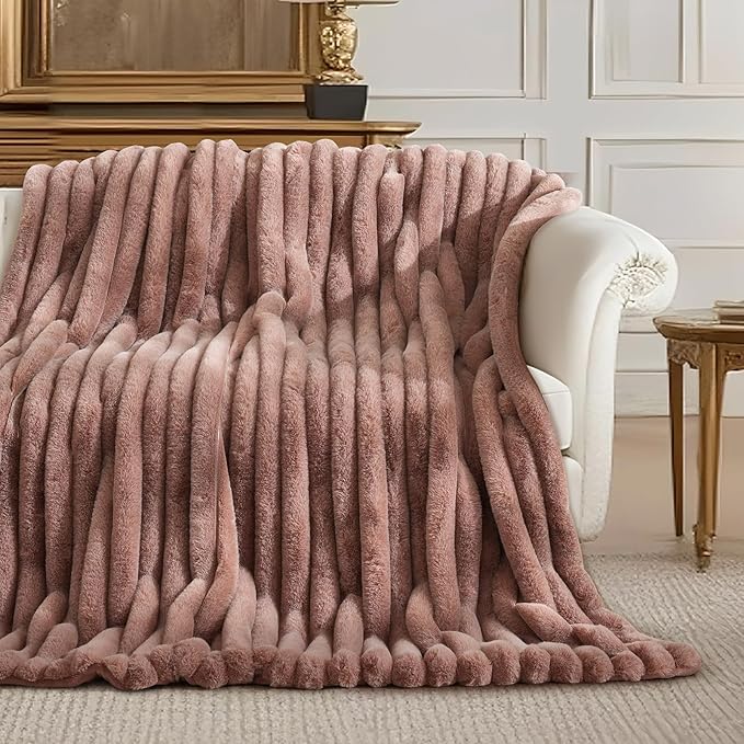 Amélie Home Faux Fur Throw Blanket for Couch, Ultra Cozy Fuzzy Fluffy Fur Luxurious Soft Striped Plush Gift Blankets for Family Sofa Chair Bedroom, 60"x80", Cationic Fox Brown