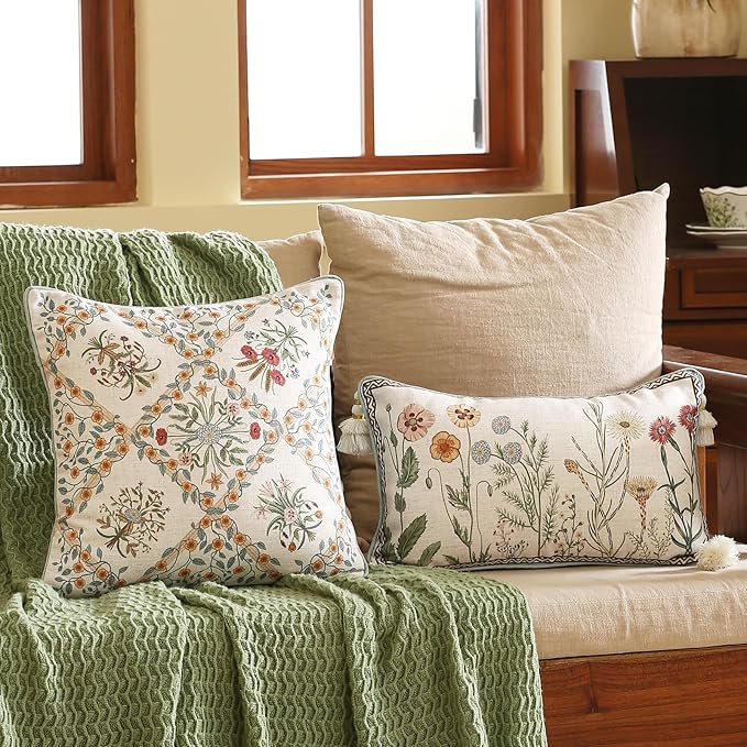 ISAENNE Design Linen Throw Pillow Covers 18"x18", Square Farmhouse Cushion Covers with Yellow Purple Watercolor Wildflower Pattern Decor Pillowcases for Bed,Living Room,Outdoor,Car