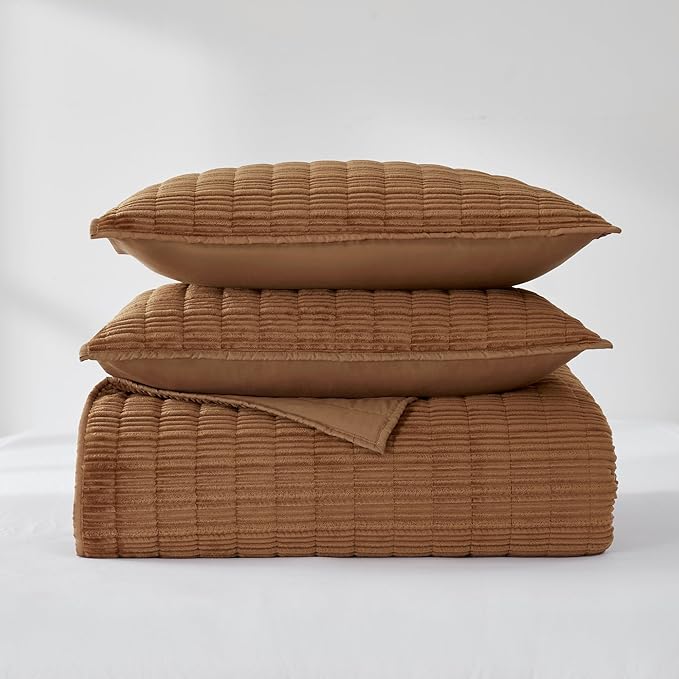 Wonderful Luxury Velvet Quilt - Striped Channel Stitch Caramel Quilt King, Soft Corduroy Lightweight Comforter, Pet-Friendly, Tear-Resistant, Bedspread Coverlet Bedding Set for All Season,106"x94"