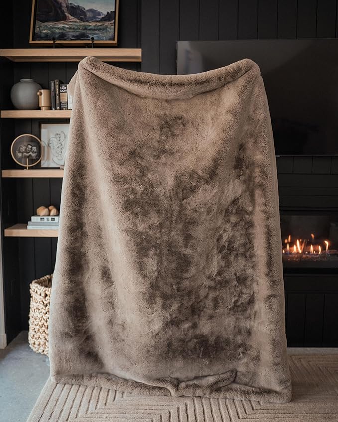 Cozy Earth Cuddle Blanket - Faux Fur Ultra-Soft Luxury Throw Blanket - Thick & Cozy Oversized Design for Lounging or Sharing - Machine Washable - Oversize Throw 80" x 60" Walnut