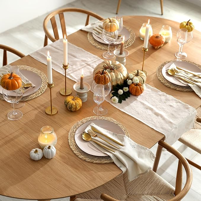 Aneco 24 Pack 13.8-Inch Round Woven Placemats Natural Hand-Woven Boho Rattan Wicker Bulrush Placemat Farmhouse Rustic Braided Table Mats for Dining & Kitchen Decor