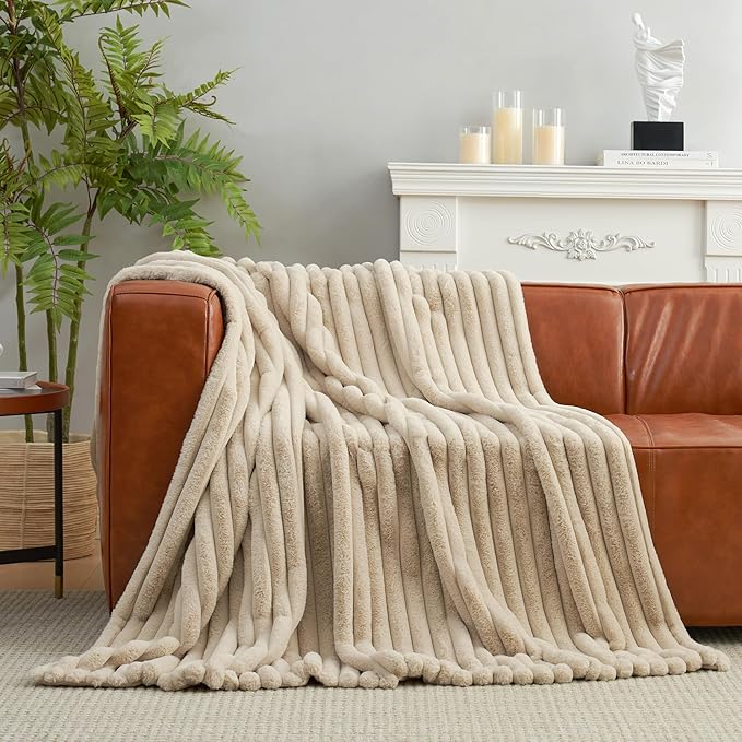 Amélie Home Faux Fur Throw Blanket for Couch, Cozy Fuzzy Fluffy Fur Luxurious Soft Striped Plush Gift Blankets for Family Sofa Chair Bedroom, 55"x70", Beige