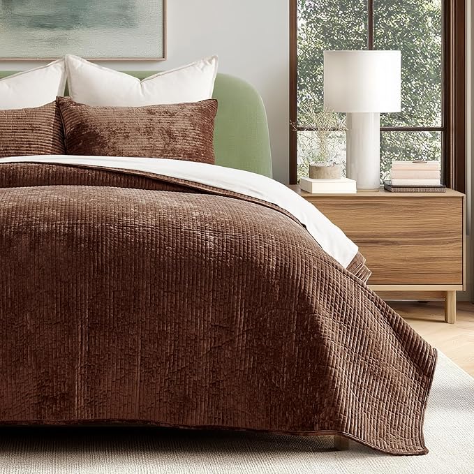 EverGrace Velvet Quilt Set King Size, Luxurious Soft Quilted Bedding Sets, Lightweight Velvet Comforter for All Season, Striped Channel Bedspread Coverlet with 2 Shams, Red Rust Brown