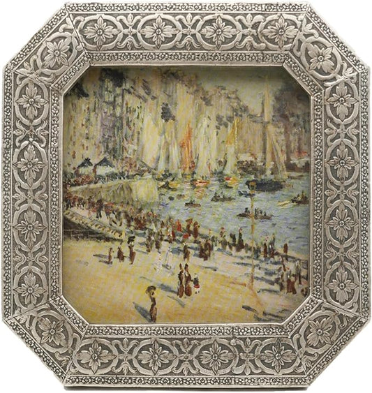 Silver 4x4 Small Vintage Picture Frame - -Mini Gothic Square Frame with Metallic Finish, Victorian Tabletop & Wall Decor with Glass Front for Gallery,Photo Display,Gift Ideas