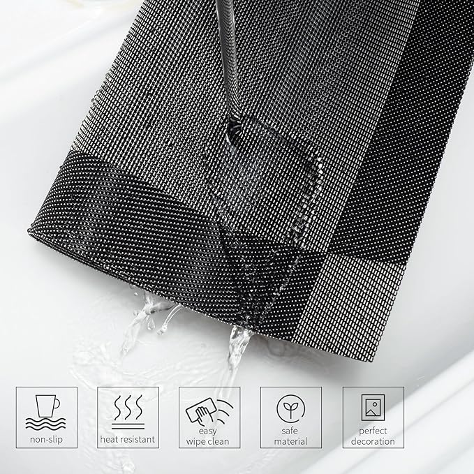 AHHFSMEI Placemats for Dining Table Set of 4 Woven Vinyl Plastic Place Mats Non-Slip Heat Insulation Stain Resistant Table Mats Washable Easy Clean Placemats (Black Corner,4)