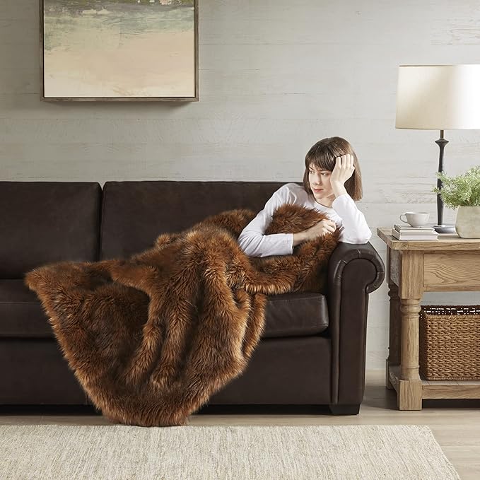 Hyde Lane Faux Fur Throw Blanket As a Gift, Luxury Fluffy Bear Brown Blankets for Home Couch Sofa Bed, Oversize Fuzzy Plush Animal Coat Color Throws for Decoration, 60x80