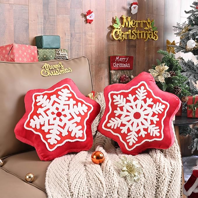 Lanpn Christmas Snowflake Pillows Set of 2, Christmas Decoration Winter Throw Pillows Decorative Throw Cushion for Sofa Living Room Bedroom Xmas Decor (17x17 inch, Red)