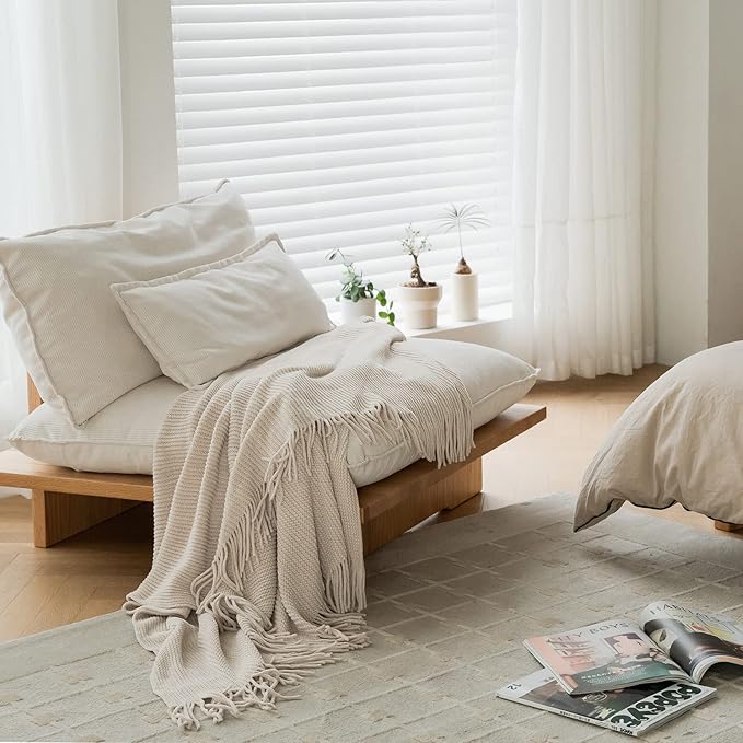 lifein Throw Blanket for Couch, Soft Boho Decor Bed Throw,Cozy White Chenille Knitted Small Farmhouse Lightweight Throw(White/Cream,50 * 60")