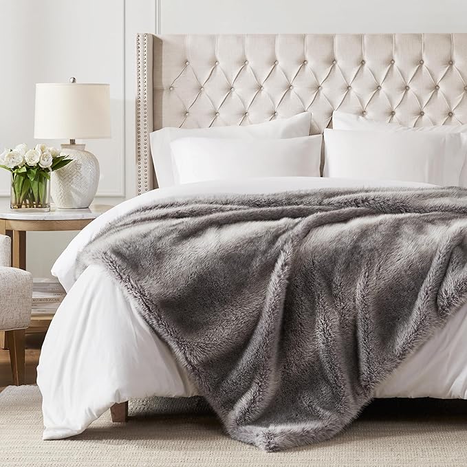 Hyde Lane Soft Faux Fur Throw Blanket, Luxury Fluffy Grey Blankets for Couch Bed Decoration, Thick Heavy & Puzzy Throws, Chinchilla Gray, 60x80