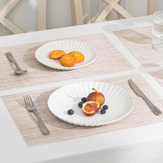 BACKTOEDEN Placemats Set of 6 Heat Resistant Washable Wipeable Placemat Woven Non-Slip Foldable Vinyl/Plastic Place Mats Indoor/Outdoor Mat Kitchen Dining Table Pad, Beige