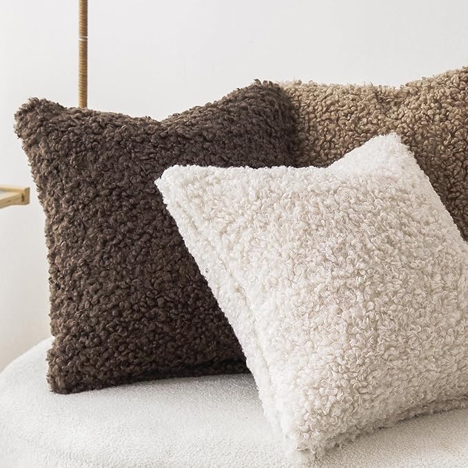 Foindtower 2 Pieces Teddy Faux Fur Throw Pillow Cover Decorative Sherpa Pillow Fuzzy Accent Pillowcases Soft Sheepskin Fleece Cushion Case for Bed Couch Living Room 18x18 Inch Chocolate