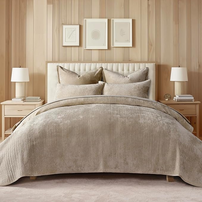 EVERGRACE Velvet Quilt Set Queen Size, Luxurious Soft Quilted Bedding Sets, Lightweight Velvet Comforter for All Season, Striped Channel Bedspread Coverlet with 2 Shams, Urban Taupe