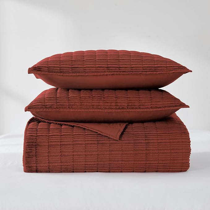 Wonderful Luxury Velvet Quilt - Striped Channel Stitch Red Quilt King, Soft Tufted Corduroy Lightweight Comforter, Pet-Friendly, Tear-Resistant, Bedspread Coverlet Bedding Set for All Season,106"x94"