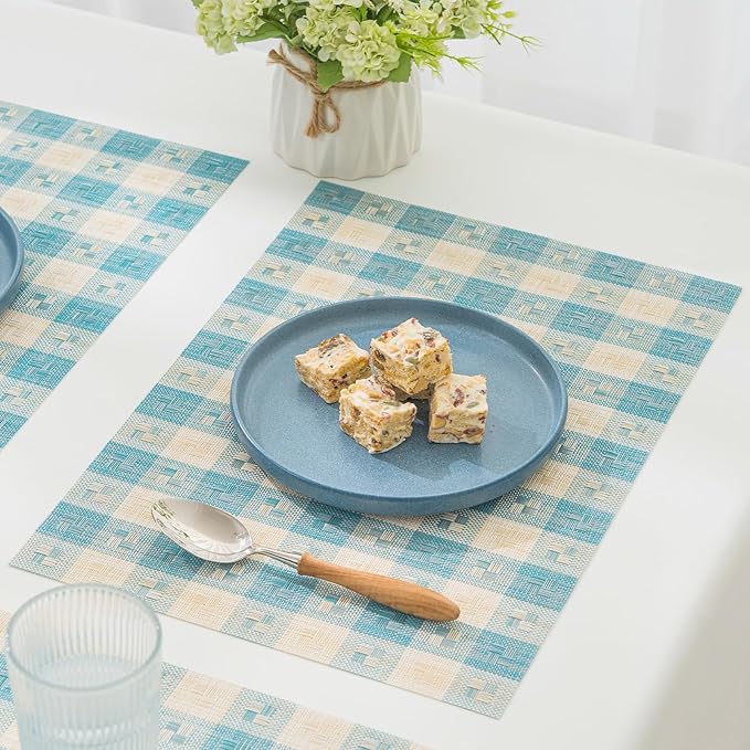 BACKTOEDEN Placemats Set of 6 Heat Resistant Washable Wipeable Placemat Woven Non-Slip Foldable Vinyl/Plastic Place Mats Indoor/Outdoor Mat Kitchen Dining Table Pad, Blue Checkered