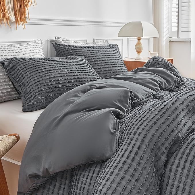 WARMDERN Boho Duvet Cover Set King Size,Dark Grey Striped Duvet Cover Microfiber Bedding Set,3PCS Ultra Soft Breathable Lightweight Tuft Texture Duvet Covers with Zipper Closure(Dark Grey,King)