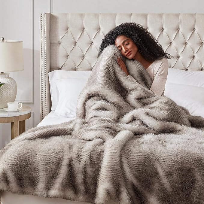 Hyde Lane Soft Faux Fur Throw Blanket, Luxury Fluffy Blankets for Couch Bed Decoration, Thick Heavy & Puzzy Throws, Gift for Women (Striped Brown, 60x80)
