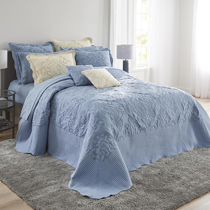 BrylaneHome Bedding Lightweight All Season Modern Amelia Quilted Damask Oversized Ultra Soft Bedspread - King, Ivory Lavender