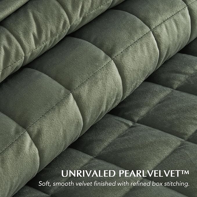 EVERGRACE Pearl Velvet Quilt Set King Size, Luxurious Soft Velvet Comforter Set, Lightweight Oversized Bedspread Coverlet, Box Stitch Quilted Bedding Sets for All Season, with 2 Shams, Olive Green