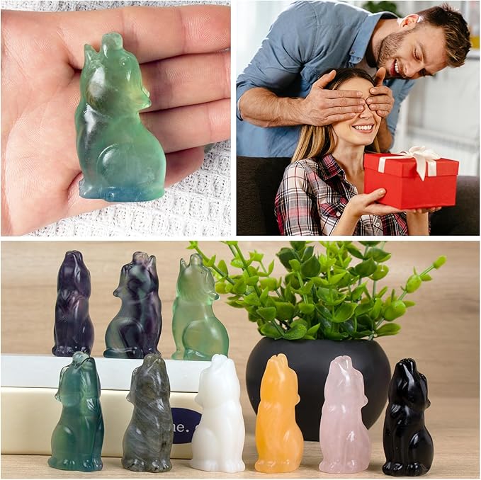 Fluorite Howling Wolf Crystal Figurines, 2.2 Inch Wolf Totem Spirit Animal Statue Decor for Home Office Desk Altar, Hand Carved Natural Healing Crystal Sculpture Gifts for Women Men