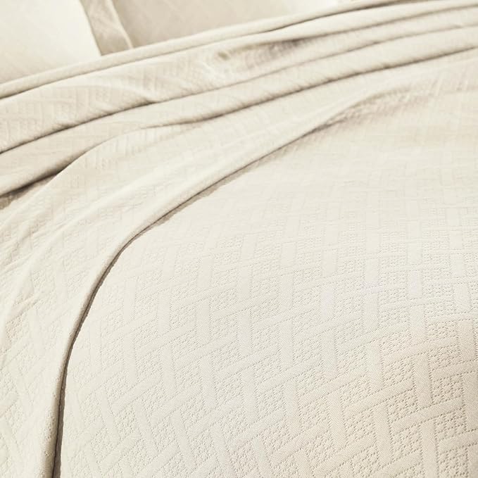 Superior 100% Cotton Basket Weave Bedspread with Shams, All-Season Premium Cotton Matelasse Jacquard Bedding, Quilted-Look Geometric Basket, King, Ivory