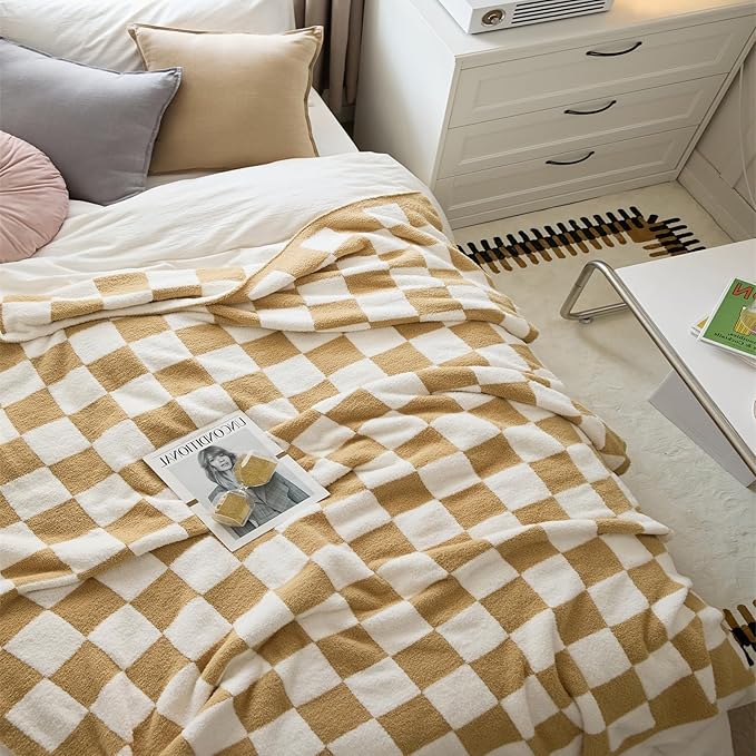 YIRUIO Throw Blankets Checkered Queen,King Size Big Fluffy Fuzzy Warmer Comfort Reversible Super Soft Cozy Decor for Home Bed Couch Sofa Room (Burnt Orange, 80''x90'')
