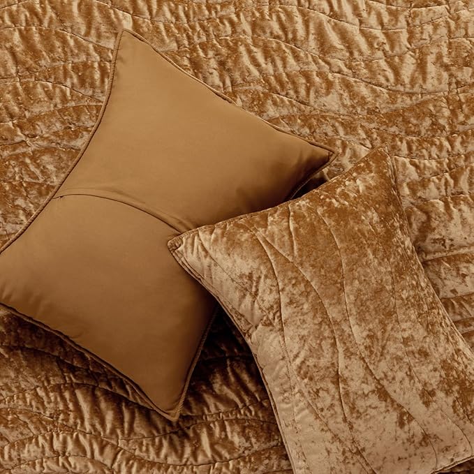 EVERGRACE Luxury Velvet Quilt King Size, Ultra Soft Wave Crushed Velvet Bedding Set, Lightweight Quilted Comforter Set for All Season, Oversized Bedspread Coverlet with 2 Shams, Harvest Gold