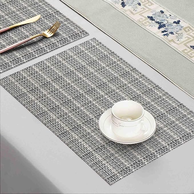 AHHFSMEI Placemats for Dining Table Set of 4 Woven Vinyl Plastic Place Mats Non-Slip Heat Insulation Stain Resistant Table Mats Washable Easy Clean Placemats (Linen gey 4)