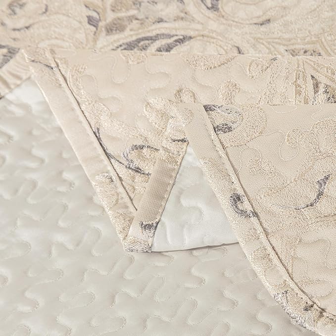 Loom and Mill Luxury Quilt Set 3 Piece, Elegant Floral Quilted Bedspread Queen Size with 2 Shams, Soft Lightweight Jacquard Bedding Coverlet Set for Christmas All Season (Light Apricot, Queen)