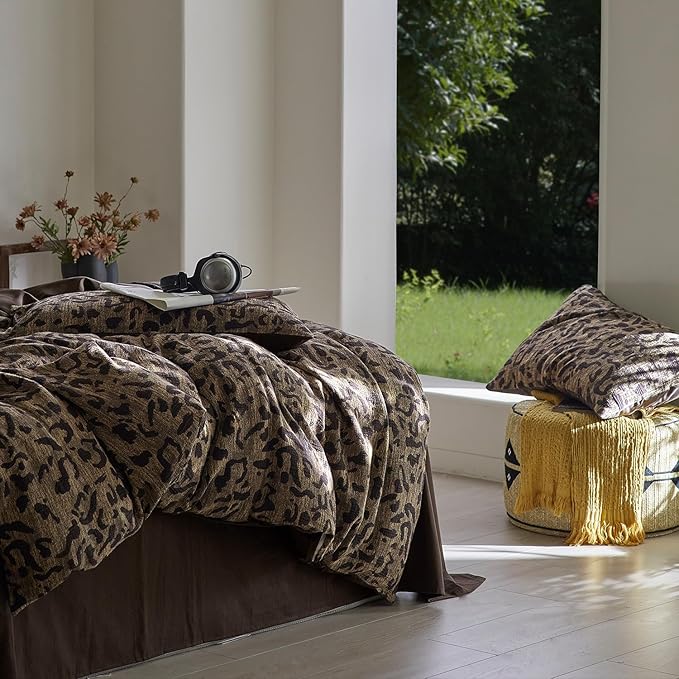 mixinni Leopard Duvet Cover King Size Yarn-Dyed Leopard Print Jacquard Cotton Duvet Cover Set-Vintage Floral Pattern Bedding Set with Pillowcases Perfect for Him and Her-(King Size, Brown)