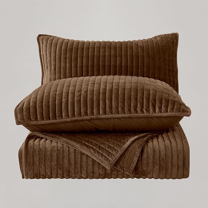 Wonderful Luxury Velvet Quilt - Striped Channel Stitch Brown Quilt King, Soft Velvet Lightweight Comforter, Pet-Friendly, Tear-Resistant, Bedspread Coverlet Bedding Set for All Season,106"x94"