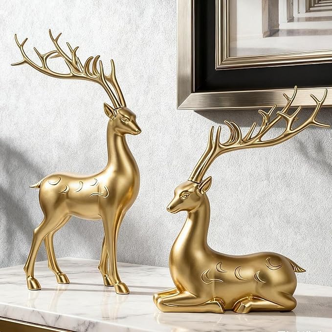 Fenteer 2X Reindeer Figurines Sitting Standing Deer Statues Table Centerpiece Rustic Ornaments Elk Sculptures for Indoor Office Gifts