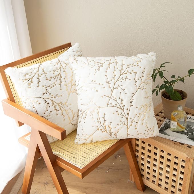 LIGICKY Set of 2 Fluffy White Faux Fur Pillow Covers Gold Floral Glitter Throw Pillows Decorative Soft Furry Sparkling Square Cushion Cases for Sofa Bedroom Party Fall Autumn Décor 18x18inch