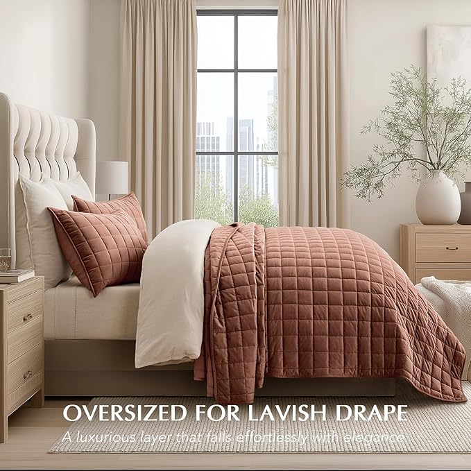 EVERGRACE Pearl Velvet Quilt King Size Bedding Sets, Luxurious Soft Velvet Comforter Set, Lightweight Box Stitching Oversized Bedspread Coverlet for All Season, with 2 Shams, Terracotta Clay
