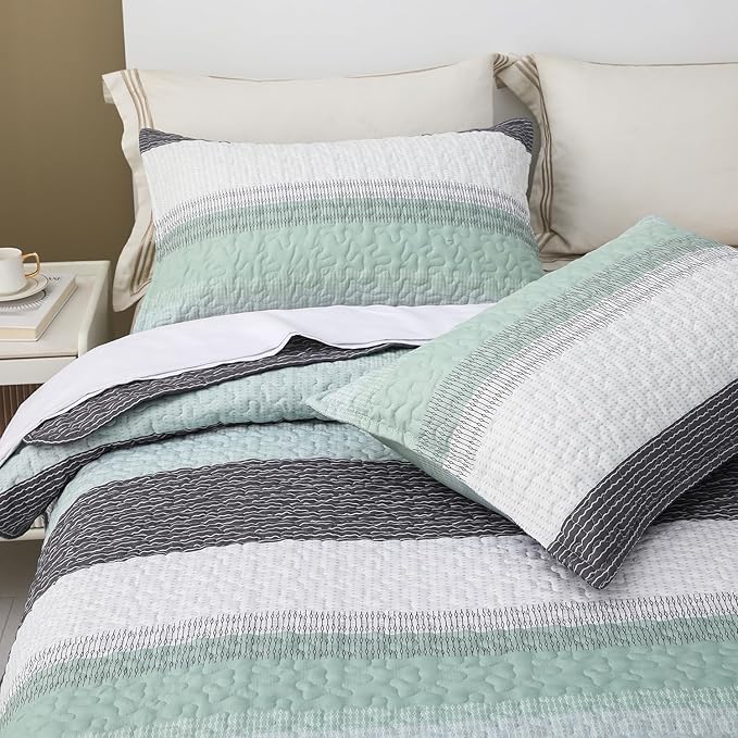 DURLENGEN Striped Quilt Set Queen Size 3Pcs, Bohemian Design with White & Mint Green & Blue & Grey Stripes, All Season Lightweight Bedspread Coverlet Sets(King 106x96,Mint Green)