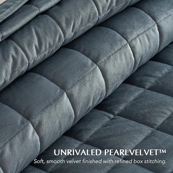 EVERGRACE Pearl Velvet Quilt Set Full Queen Size, Luxurious Soft Velvet Comforter, Lightweight Oversized Bedspread Coverlet, Box Stitch Quilted Bedding Sets for All Season, w/ 2 Shams, Stormy Blue