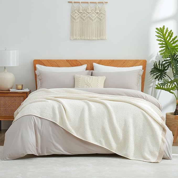 Amélie Home Waffle Throw Blanket for Couch Twin, Soft Cozy Chenille Knit Blanket Warm Decorative Throw for Sofa, Bed, Living Room, 60"x80", Ivory