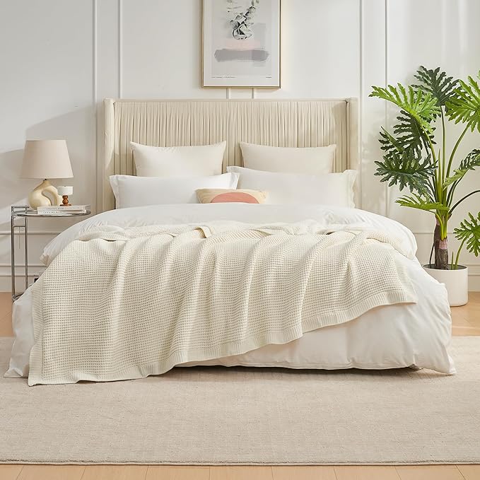 Amélie Home Reversible Waffle Weave Throw Blanket, Chenille Knit with Warm Sherpa, Soft Cozy Blanket for Bed, 60"x80", Ivory