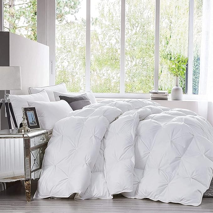 Luxurious Full/Queen Goose Down Comforter, Unique White Pinch Pleat, 600 Thread Count, 100% Egyptian Cotton Cover, 70 Oz Fill Weight, 750 Fill Power