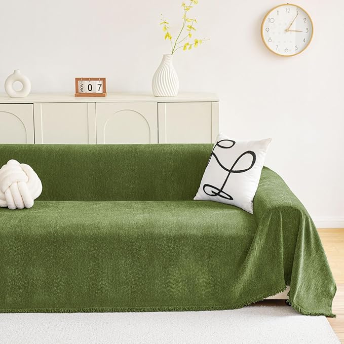 hyha Couch Cover for Dogs, Boho Sofa Covers for 3 Cushion Couch Washable, Chenille Sofa Slipcover for Pets, Soft Loveseat Sectional Couch Throw Blankets with Tassels (Green, 71x134 Inch)