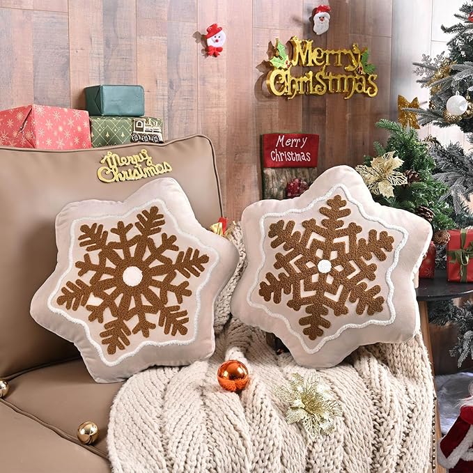 Lanpn Christmas Snowflake Pillows Set of 2, Christmas Decoration Winter Throw Pillows Decorative Throw Cushion for Sofa Living Room Bedroom Xmas Decor (17x17 inch, Beige)