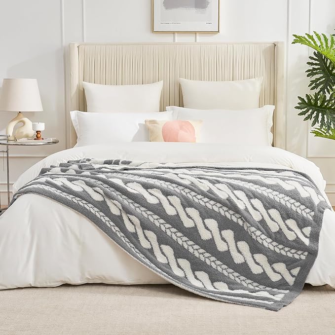 Amélie Home Cable Knit Throw Blanket for Couch, Bicolour Super Soft Fuzzy Blanket for Sofa, Luxury Cozy Fluffy Throw for Room Decor, 50" x 60", Cable Grey & White