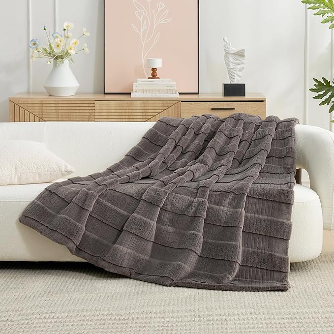 Amélie Home Luxury Striped Faux Fur Throw Blanket for Couch, Soft Cozy Fuzzy Fluffy Plush Blankets for Sofa Chair Gift for Women, 55"x70", Charcoal Gray