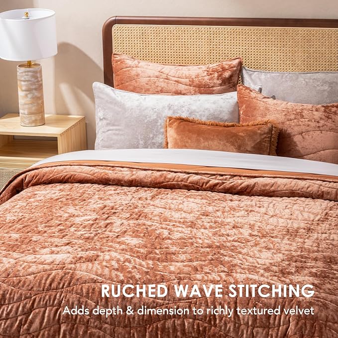 EverGrace Luxury Velvet Quilt King Size, Ultra Soft Wave Crushed Velvet Bedding Set, Lightweight Quilted Comforter Set for All Season, Oversized Bedspread Coverlet with 2 Shams, Burnt Orange