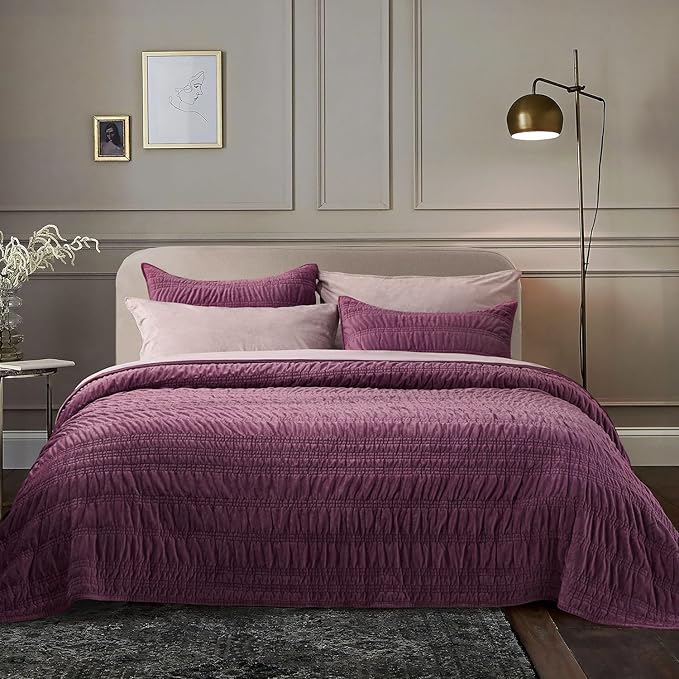 EVERGRACE Velvet Quilt King Size, Luxury Velvet Bedding Set, Ultra Soft Ruched Quilt Sets, Lightweight Comforter Vintage Textured Bedspread Coverlet with 2 Shams for All Season, Mauve Purple