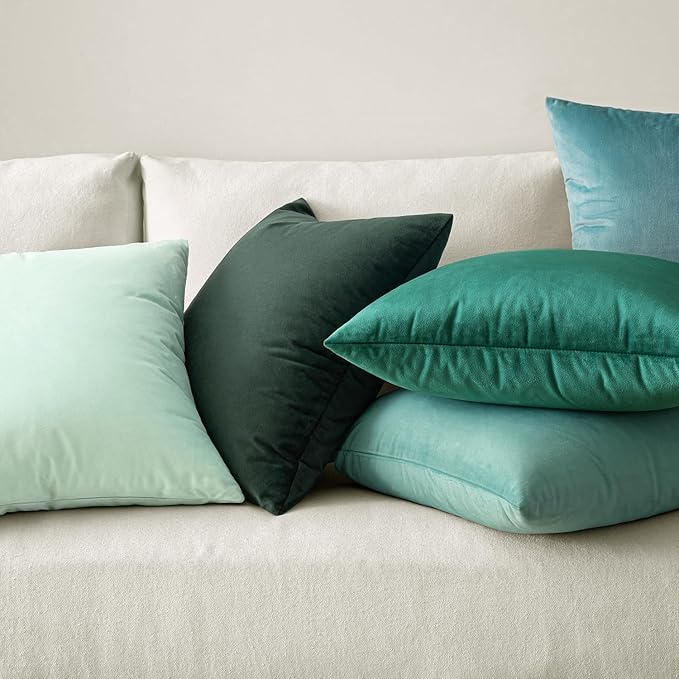 MIULEE Pack of 2 Mint Green Velvet Throw Pillow Covers 18x18 Inch Soft Solid Decorative Square Set Cushion Cases for Spring Couch Sofa Bedroom