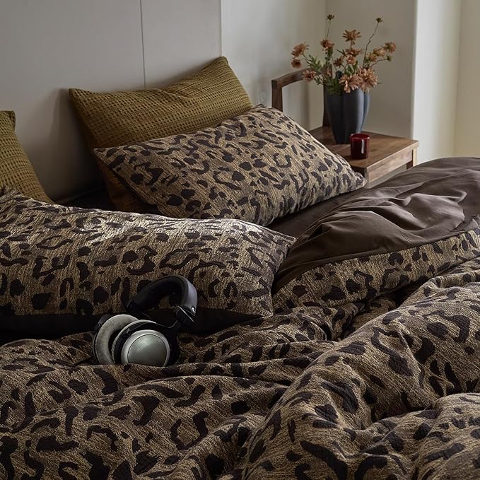mixinni Leopard Duvet Cover Queen Size Yarn-Dyed Leopard Print Jacquard Cotton Duvet Cover Set-Vintage Floral Pattern Bedding Set with Pillowcases Perfect for Him and Her-(Queen Size, Brown)