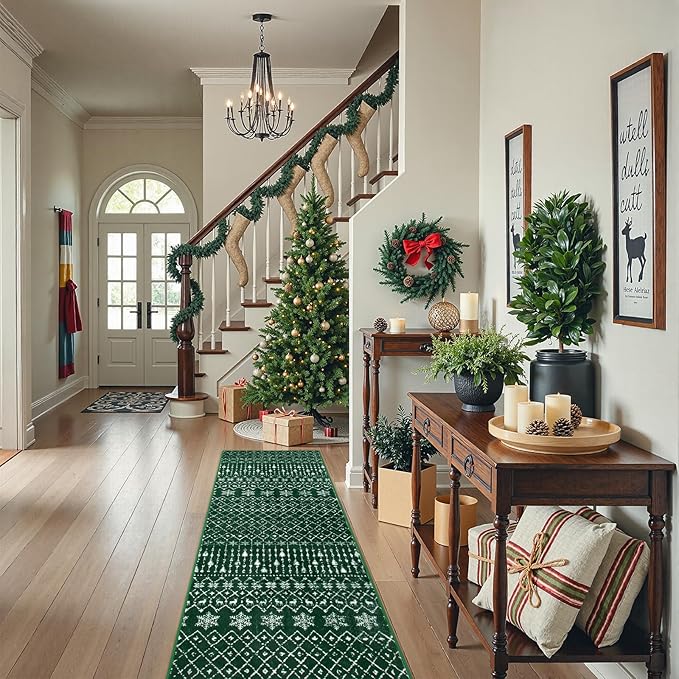 Lahome Christmas Runner Rug for Hallway 2x8 Non Slip Soft Long Kitchen Carpet Runner Washable Low Pile Xmas Snowflake Carpet Runner for Entryway Bathroom Holiday Winter Home Decor Green