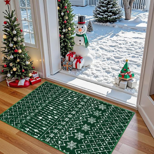 Lahome Christmas 2x3 Entryway Rug Non Slip Soft Small Winter Holiday Kitchen Rug Christmas Indoor Door Mat for Entrance Washable Xmas Low Pile Throw Rug for Bathroom Holiday Decor Green