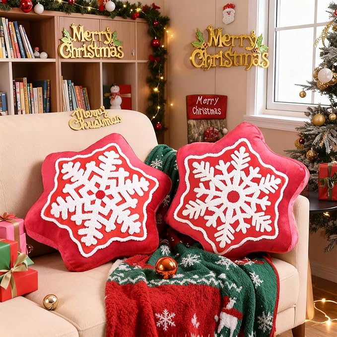 Lanpn Christmas Snowflake Pillows Set of 2, Christmas Decoration Winter Throw Pillows Decorative Throw Cushion for Sofa Living Room Bedroom Xmas Decor (17x17 inch, Red)